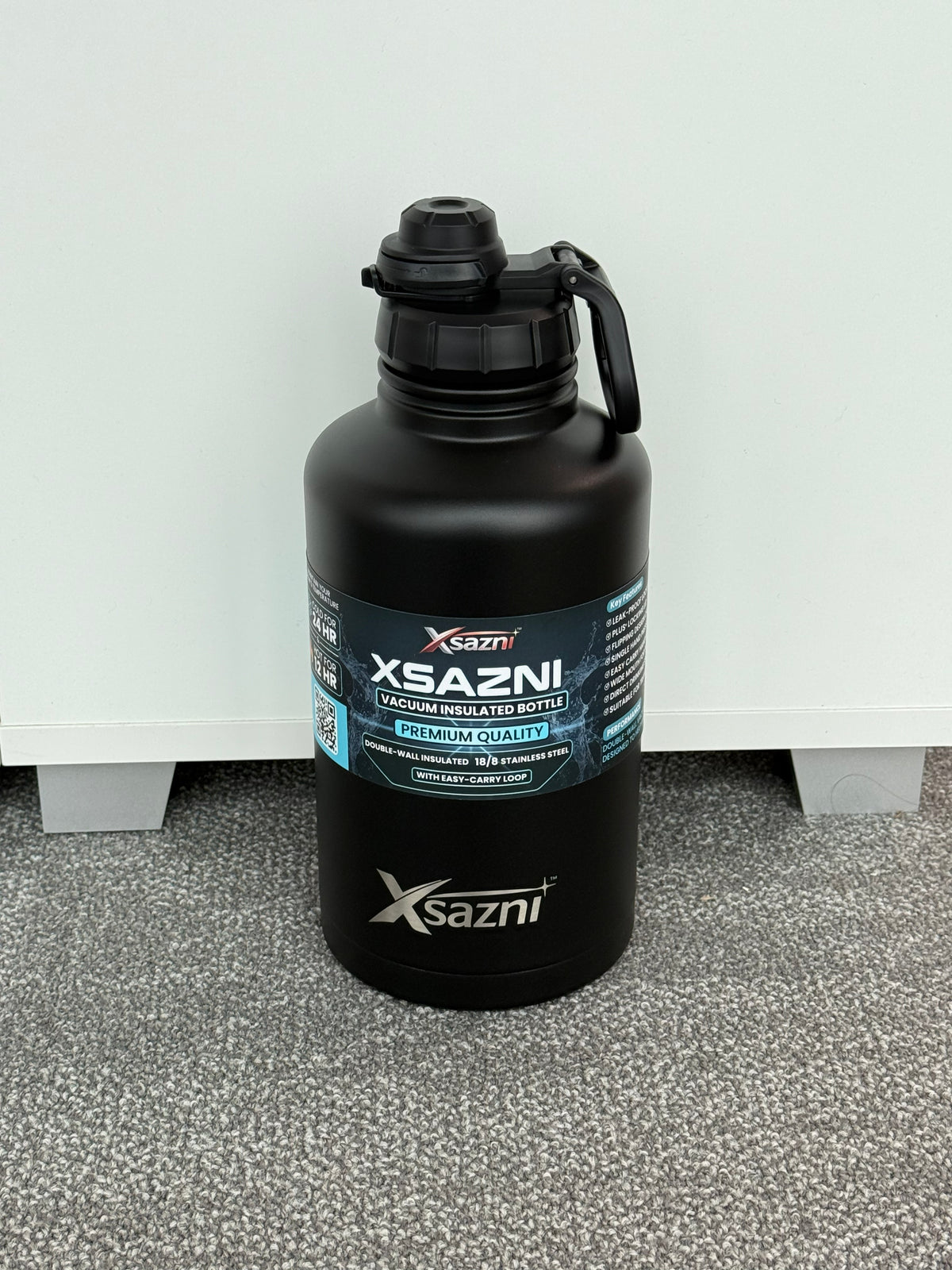 Xsazni 64 oz Insulated Water Bottle, Stainless Steel Vacuum Flask with Leak-Proof Lock Lid, Double Wall Metal Bottle with Carry Strap, Large 1.9L Reusable Bottle for Gym, Travel & Outdoor